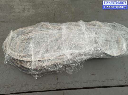 купить Уплотнитель на Ford Fusion 2002-2012