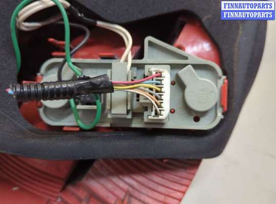 купить Фонарь (задний) на Toyota Yaris 2005-2011