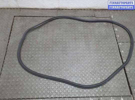 купить Уплотнитель на Audi Q3 2011-2018