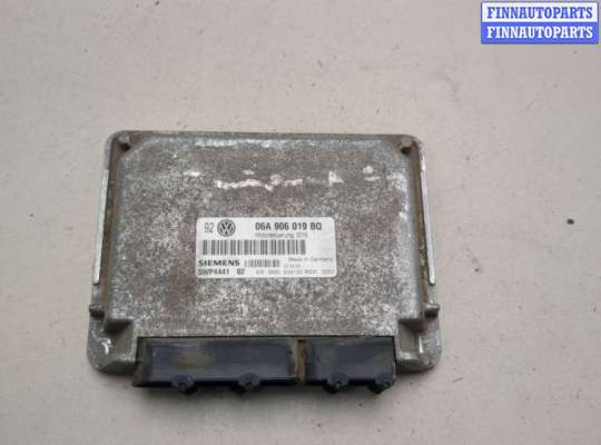 Купить Блок управления двигателем на Volkswagen Golf 4 1997-2006 Блок управления двигателем VG2789540 на Volkswagen Golf 4 1997-2006