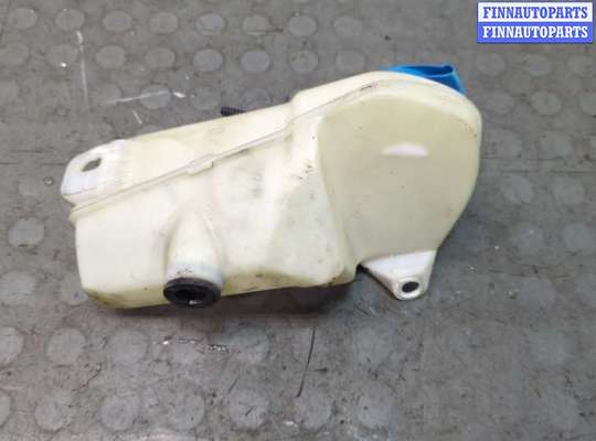 Бачок омывателя на Audi A4 (8E/8H, B6)