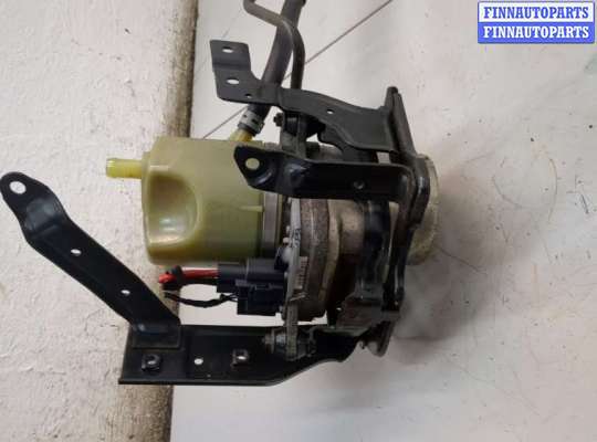 купить Насос электрический усилителя руля на Volvo V50 2004-2012