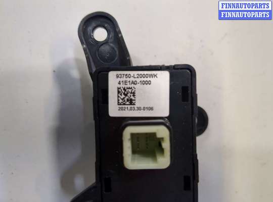 купить Кнопка открывания багажника с крышки на KIA K5 2019-2025