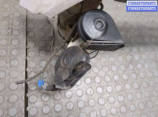 купить Усилитель бампера на Ford Focus 3 2011-2015