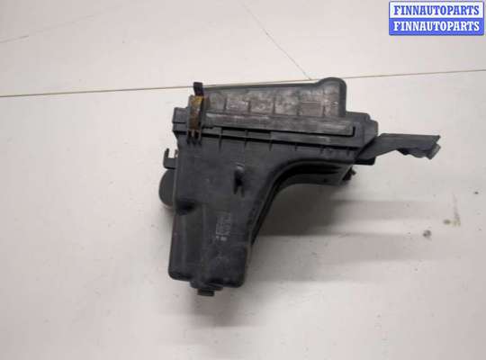 купить Корпус воздушного фильтра на Toyota Prius 2009-2015