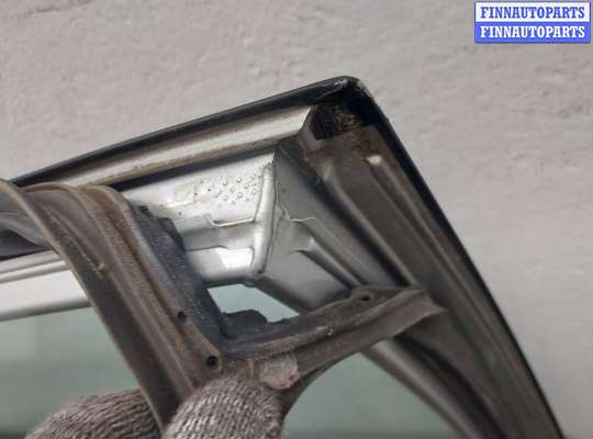 купить Стекло боковой двери на Pontiac Vibe 1 2002-2008