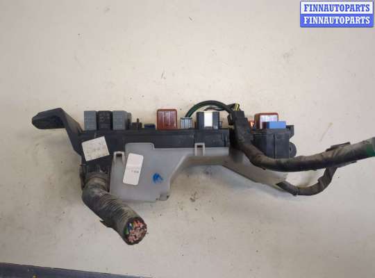 Блок предохранителей TT929635 на Toyota Matrix 2002-2008