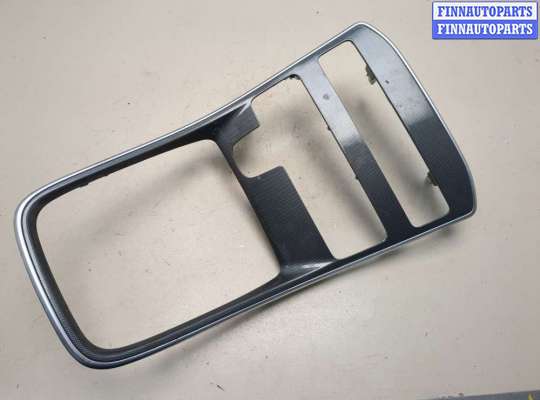 Рамка под кулису HN591053 на Hyundai Santa Fe 2018-2024