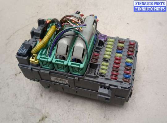Купить Блок предохранителей на Honda CR-V 2006-2012 Блок предохранителей HD528925 на Honda CR-V 2006-2012