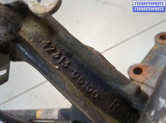 Кулак подвески на Toyota Camry XV40