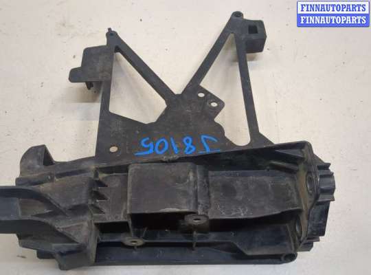 купить Кронштейн (лапа крепления) на Mercedes GLC X253 2015-2022