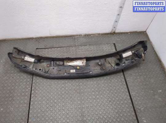 Жабо под дворники (дождевик) CRQ8020 на Chrysler Voyager 2000-2007
