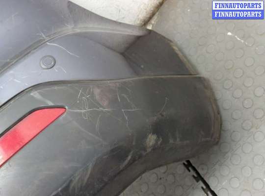 Бампер задний на Honda CR-V III (RE)