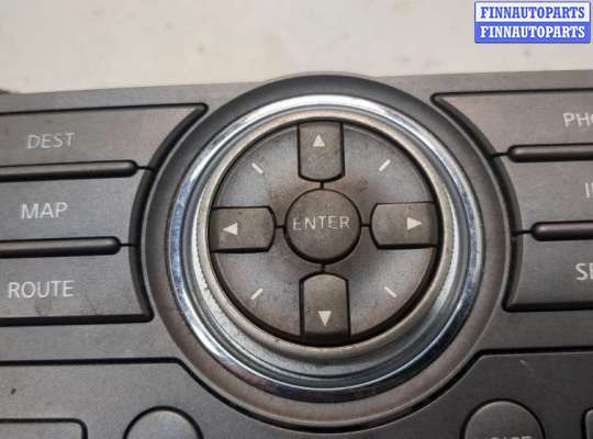 купить Панель управления магнитолой на Infiniti QX56 2004-2010