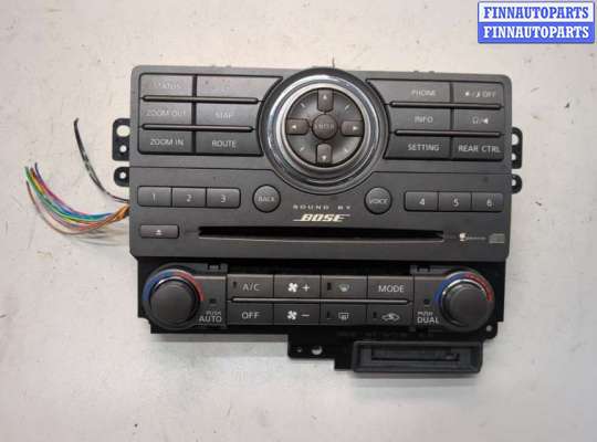 Панель управления магнитолой IFM6332 на Infiniti QX56 2004-2010