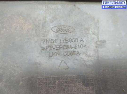 купить Заглушка (решётка) бампера на Ford C-Max 2002-2010