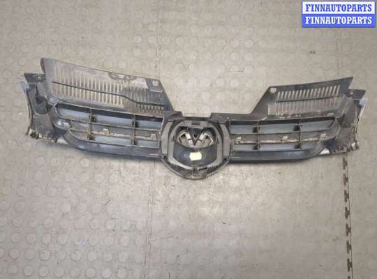 купить Решетка радиатора на Volkswagen Golf 5 2003-2009
