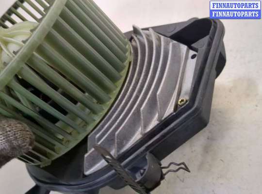 купить Двигатель отопителя (моторчик печки) на Volkswagen Passat 5 1996-2000