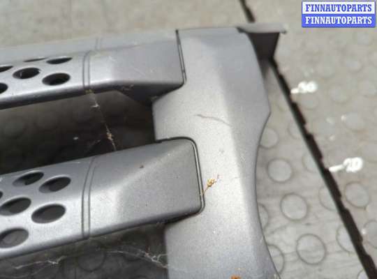 купить Решетка радиатора на Land Rover Range Rover Sport 2005-2013