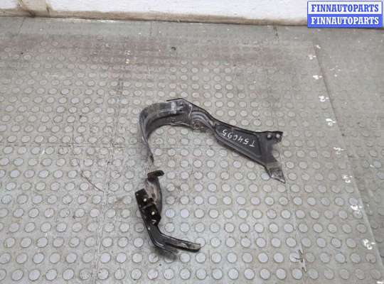 купить Кронштейн фары на Mercedes C W203 2000-2008