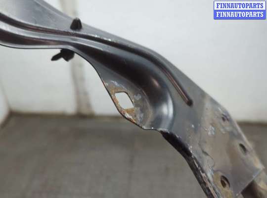 купить Кронштейн фары на Mercedes C W203 2000-2008