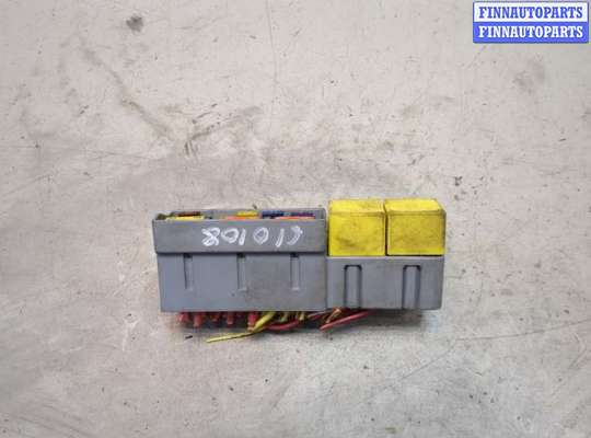 купить Блок предохранителей на Renault Scenic 2003-2009