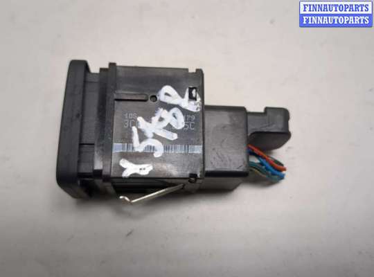 купить Кнопка стояночного тормоза (ручника) на Volkswagen Passat 6 2005-2010