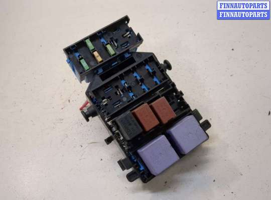 купить Блок предохранителей на Renault Espace 4 2002-2014