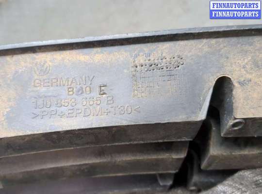 купить Заглушка (решётка) бампера на Volkswagen Golf 4 1997-2005