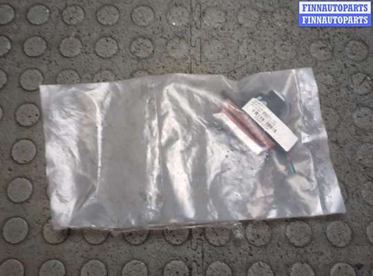 купить Кнопка аварийки на Honda FRV