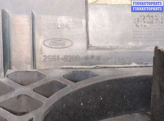 купить Решетка радиатора на Ford Fiesta 2001-2007