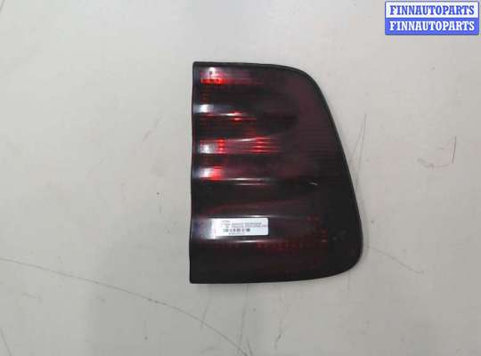 купить Фонарь крышки багажника на Toyota Sequoia 2000-2008