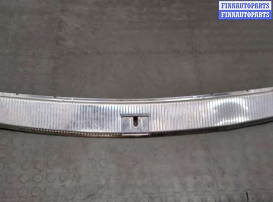 купить Пластик (обшивка) внутреннего пространства багажника на Volkswagen Touareg 2002-2007