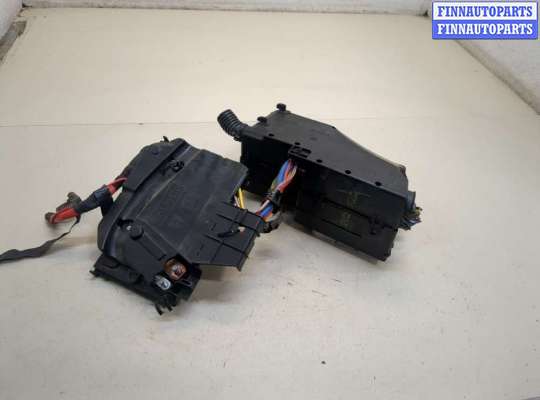 купить Блок предохранителей на Ford Escape 2012-2015