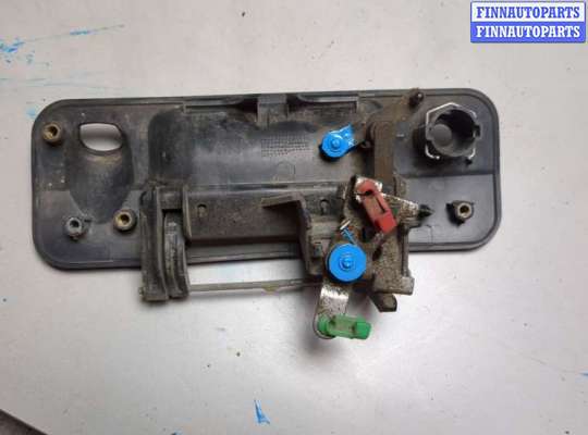купить Ручка крышки багажника на Toyota Tundra 2007-2013