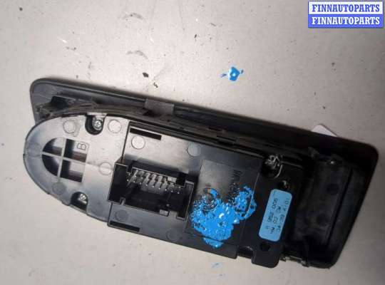 купить Кнопка стеклоподъемника (блок кнопок) на BMW 1 E87 2004-2011