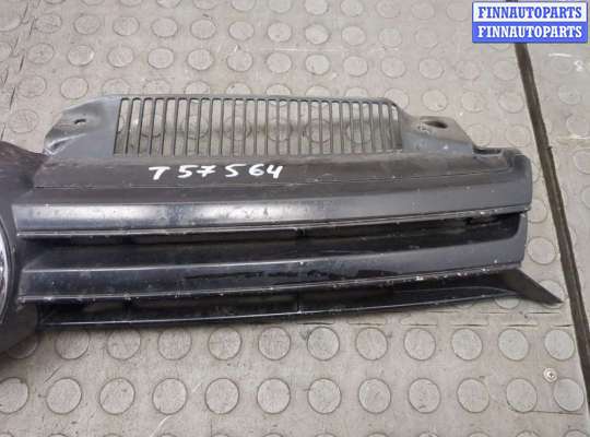 купить Решетка радиатора на Volkswagen Golf 6 2008-2012