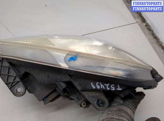 Фара передняя на Nissan Qashqai I (J10)