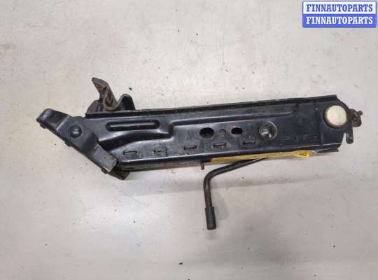 Домкрат FO1582709 на Ford Focus 2 2005-2008