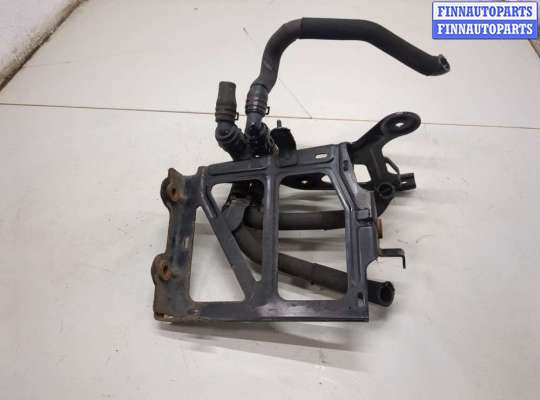 Кронштейн радиатора AU1700122 на Audi S3 (8V) 2013-2020