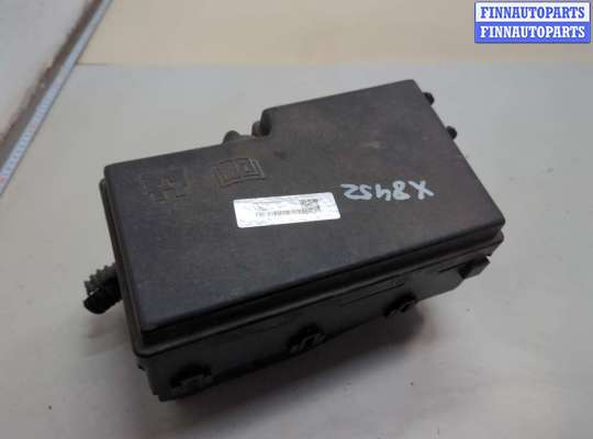 Купить Блок предохранителей на Ford Focus 3 2011-2015 Блок предохранителей FO2213293 на Ford Focus 3 2011-2015