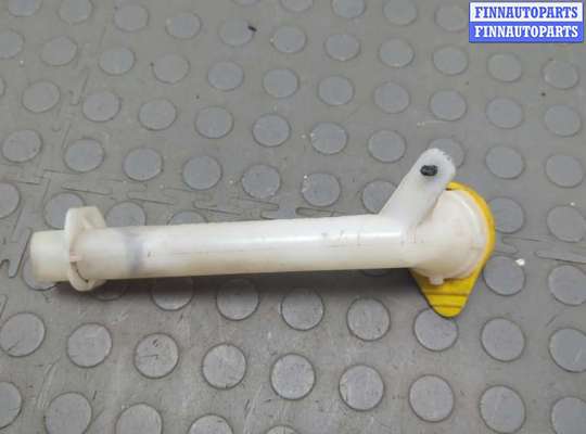 купить Горловина заливная бачка омывателя на Nissan Navara 2004-2015