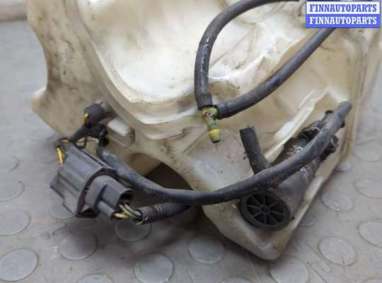 Бачок омывателя на Volvo S60 I | V70 II (P2)