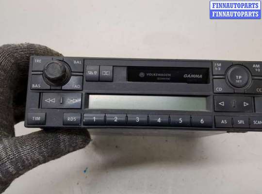 купить Магнитола на Volkswagen Passat 5 1996-2001