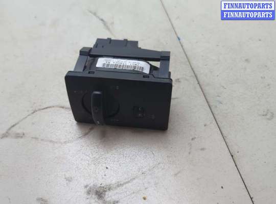 Переключатель света на Ford Focus II