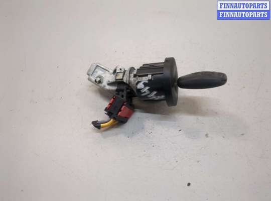 Замок зажигания RN1552239 на Renault Kangoo 2008-2013