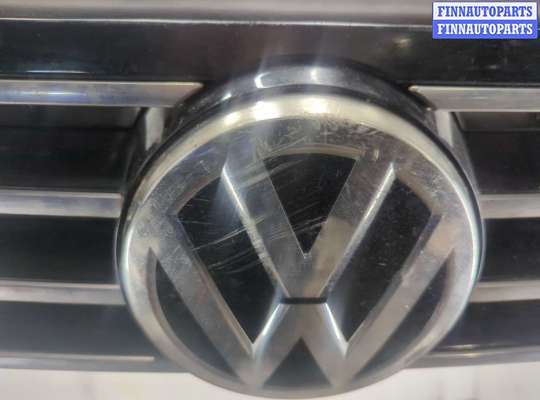 купить Решетка радиатора на Volkswagen Passat 8 2015-2025