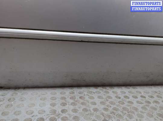 Дверь боковая