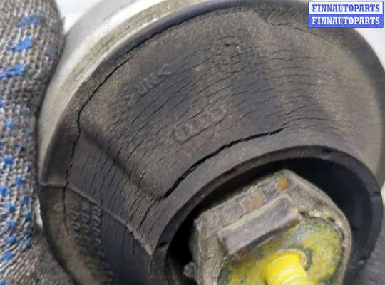 купить Подушка крепления двигателя на Volkswagen Passat 5 2000-2005