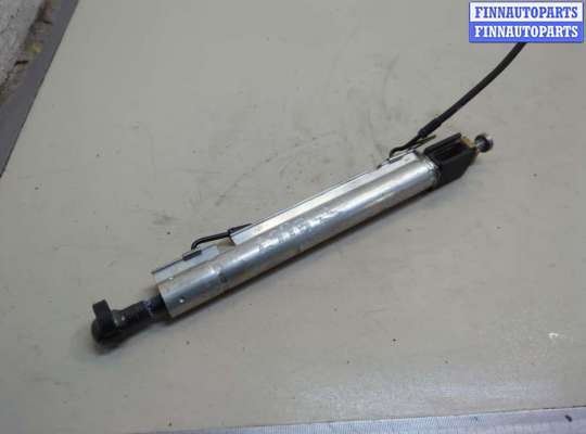 Амортизатор крышки багажника OP2354336 на Opel Astra H 2004-2010